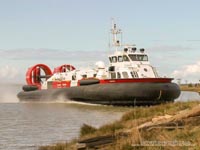 AP1-88 craft PENAC arriving as seen from away from the slipway